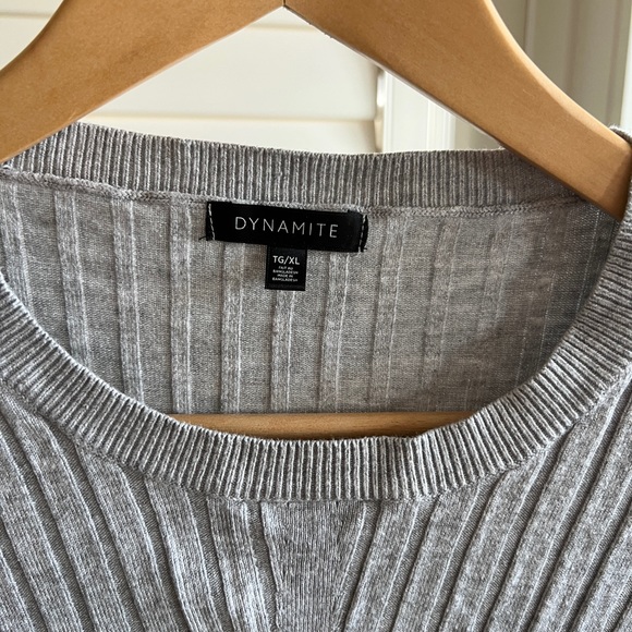 Ribbed, bodycon, lightweight scoopneck sweater - Picture 2 of 7